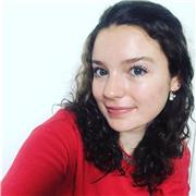 Étudiante en dentaire, je propose de donner des cours de mathématiques niveau lycée, ayant obtenue mon bac il y a 3 ans avec 20 en maths